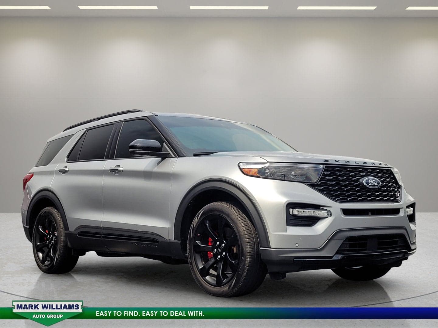 2024 Ford Explorer ST — photo 1 of 11