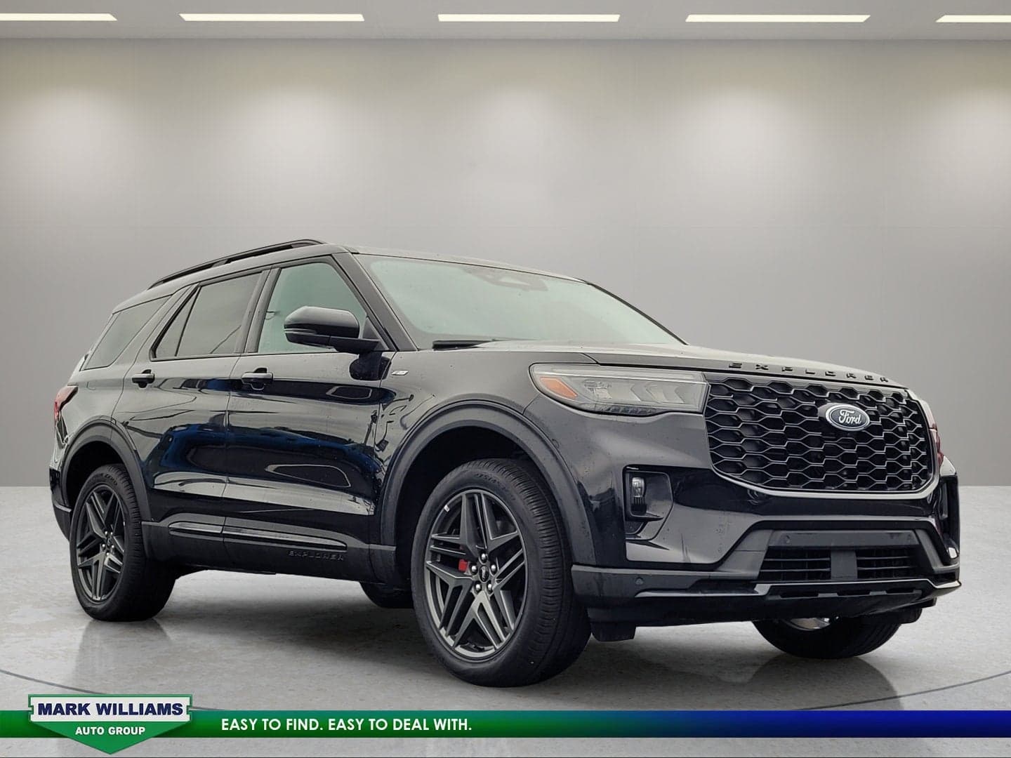 2025 Ford Explorer ST-Line — photo 1 of 11