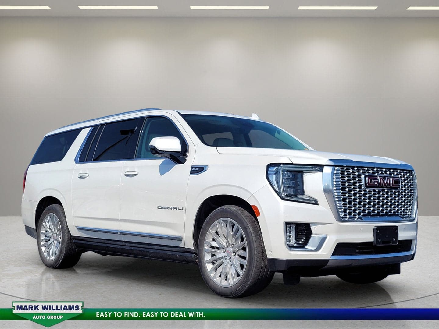 2024 GMC Yukon XL Denali — photo 1 of 11