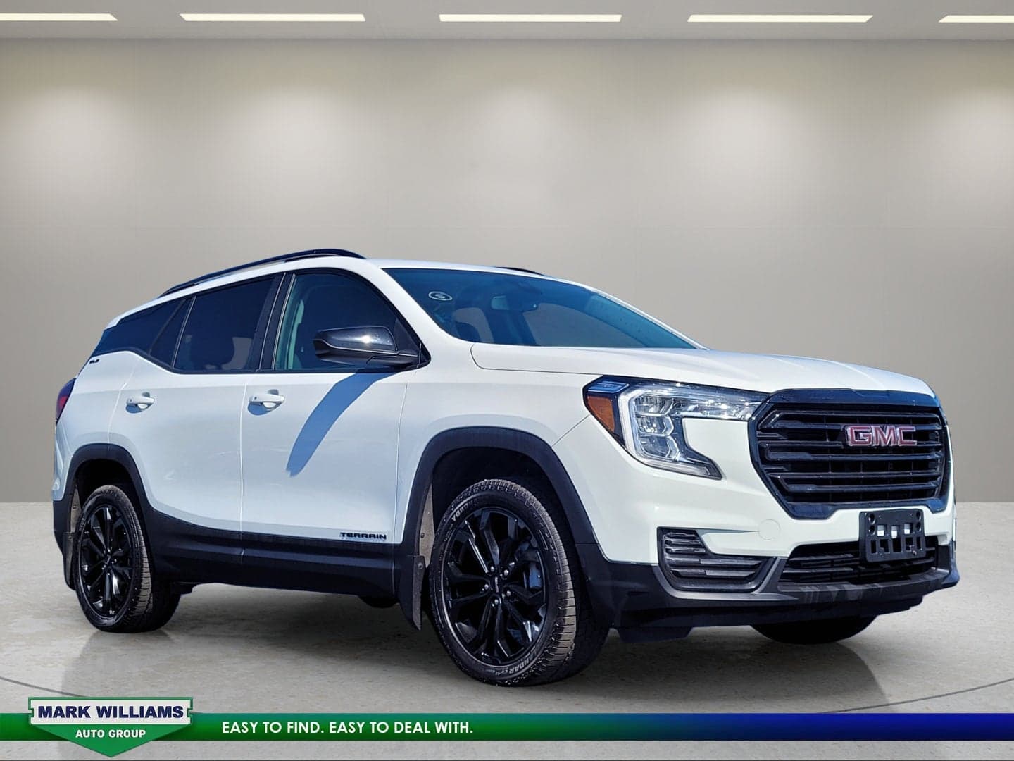 2022 GMC Terrain SLE — photo 1 of 11