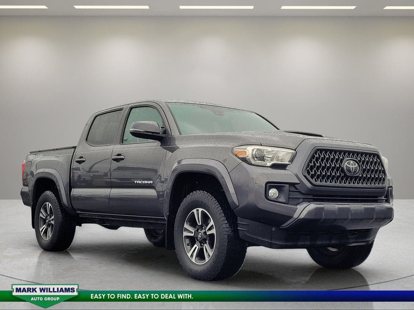 2018 Toyota Tacoma Base — photo 1 of 11