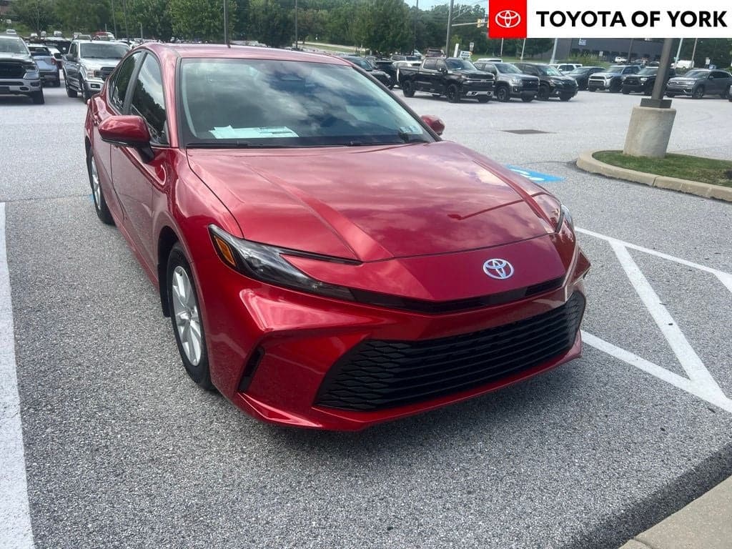 2026 Toyota Camry Base — photo 1 of 20