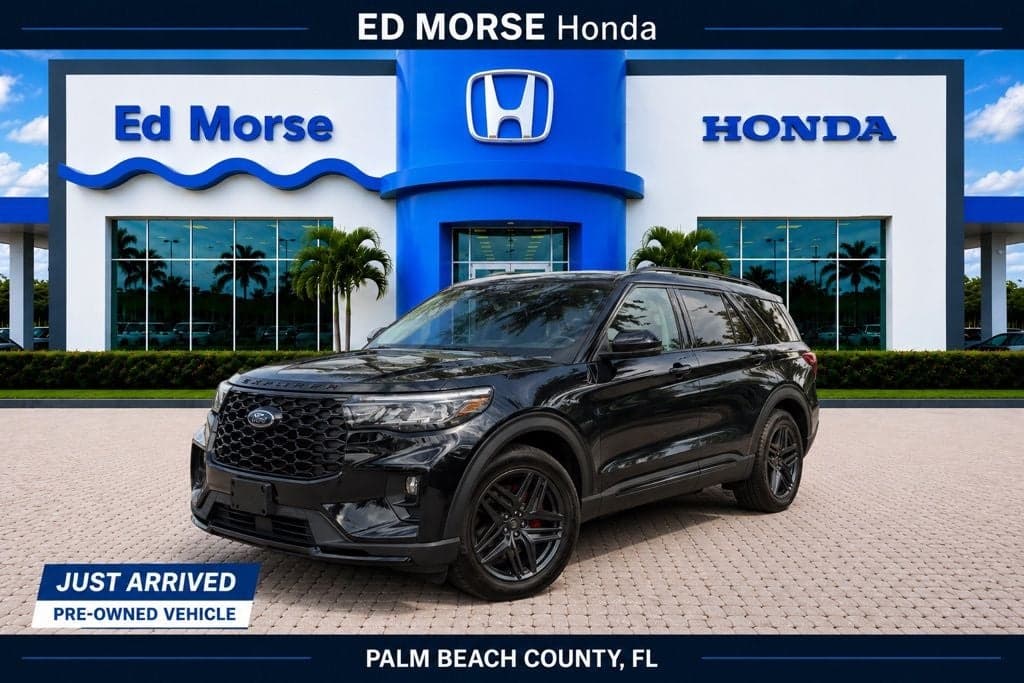 2025 Ford Explorer ST-Line — photo 1 of 28