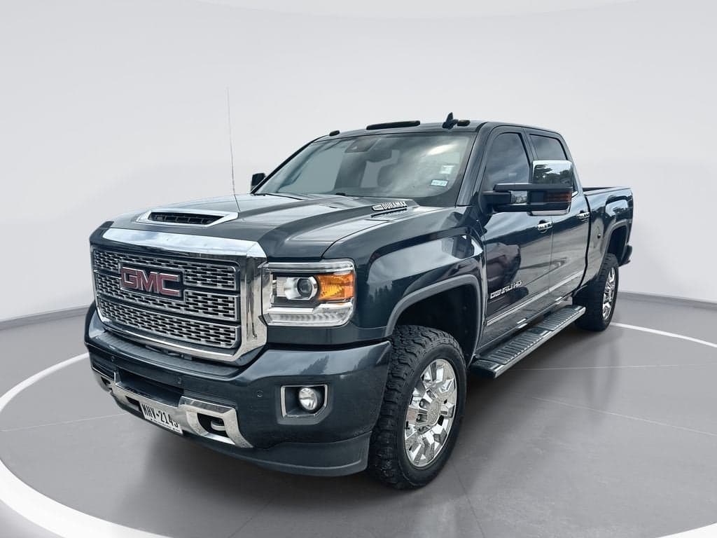 2019 GMC Sierra 2500HD Denali — photo 1 of 12