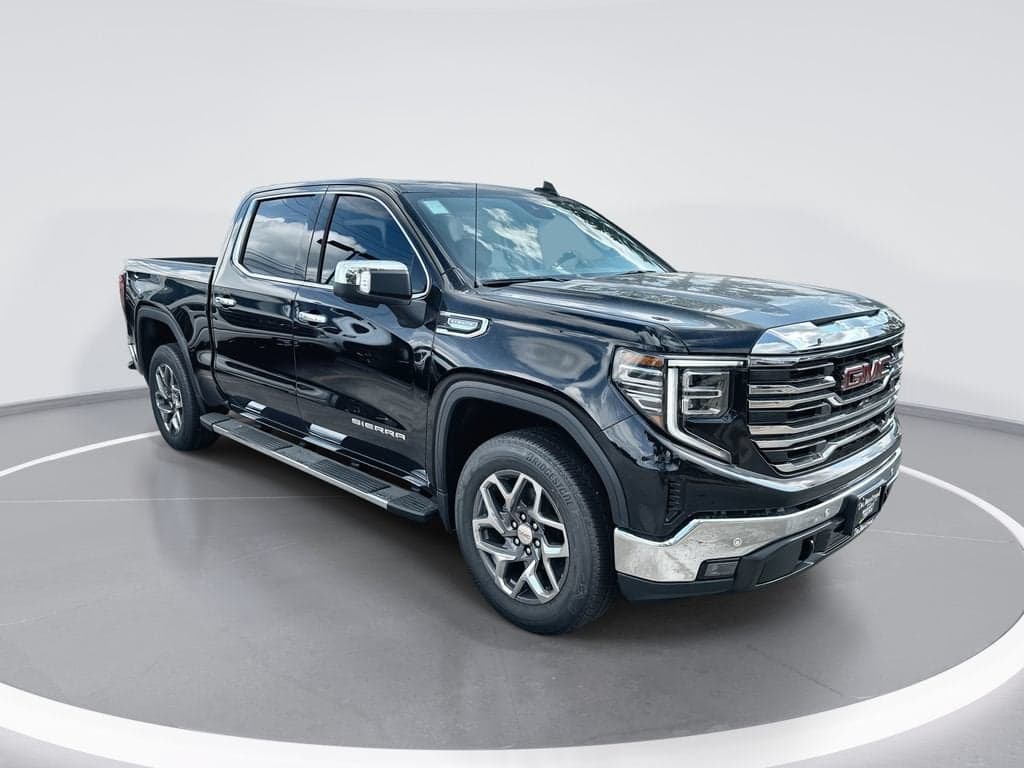 2026 GMC Sierra 1500 SLT — photo 1 of 33
