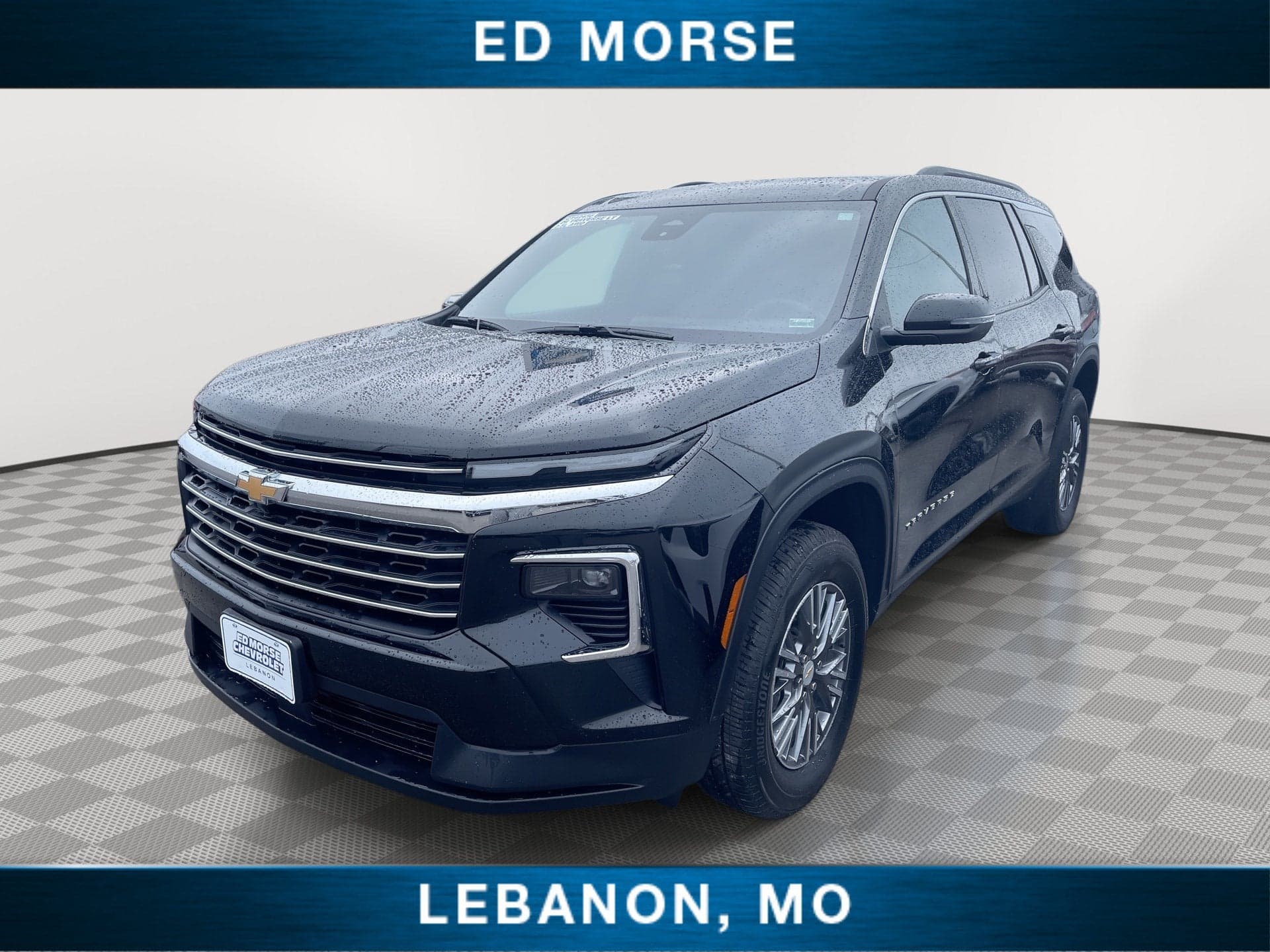2026 Chevrolet Traverse AWD LT — photo 1 of 45
