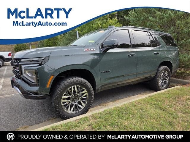 2025 Chevrolet Tahoe Z71 — photo 1 of 9
