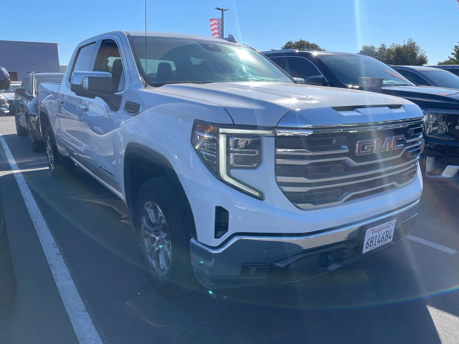 2025 GMC Sierra 1500 SLT — photo 1 of 5