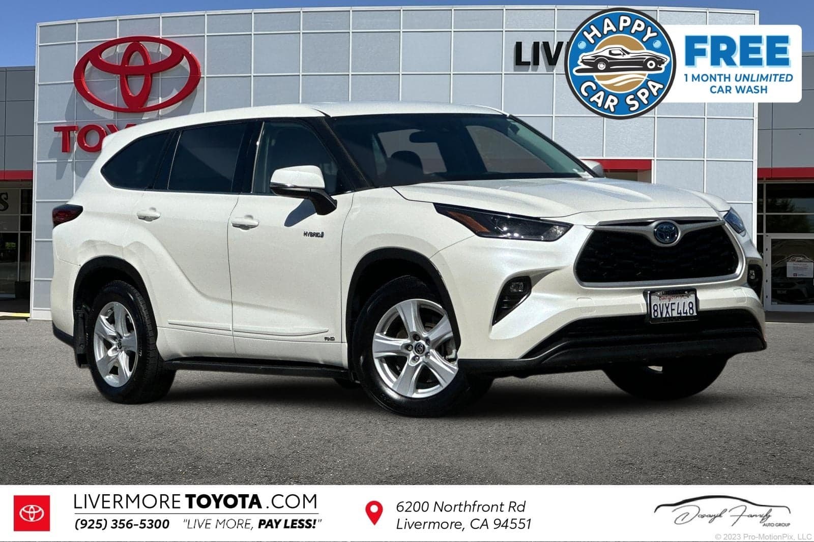 2021 Toyota Highlander Hybrid LE — photo 1 of 114