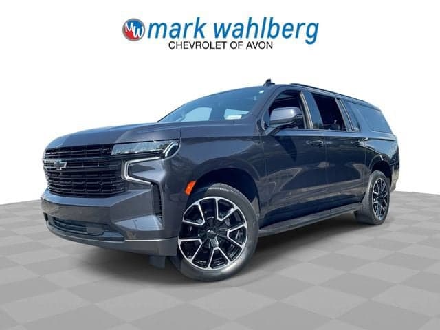 2024 Chevrolet Suburban RST — photo 1 of 48