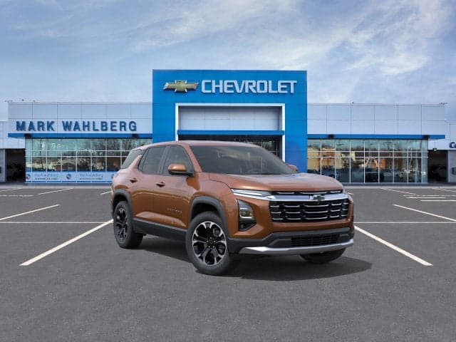 2027 Chevrolet Equinox FWD LT — photo 1 of 5