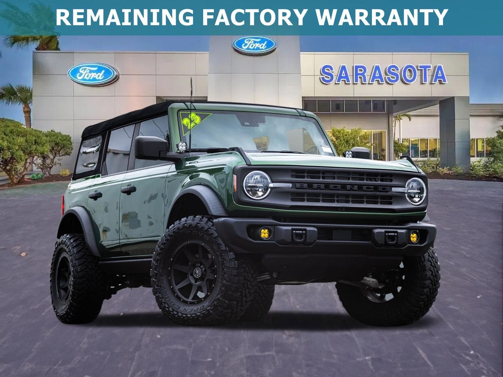 2023 Ford Bronco Black Diamond — photo 1 of 5