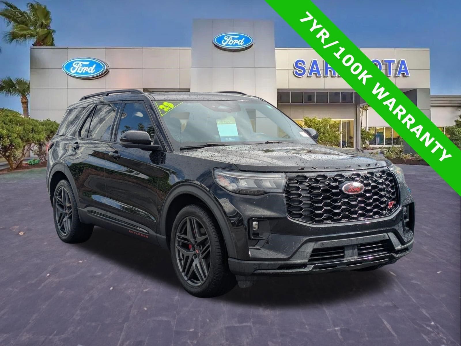 2025 Ford Explorer ST — photo 1 of 5