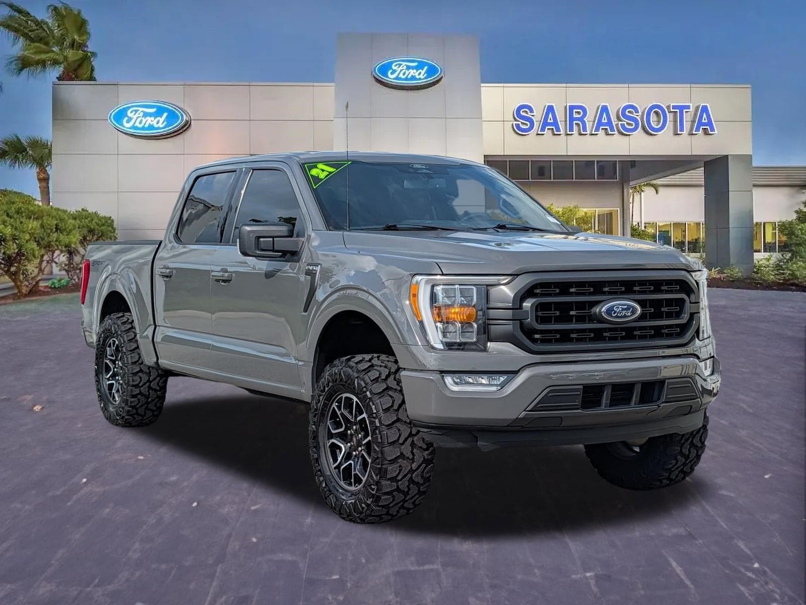 2021 Ford F-150 XLT — photo 1 of 36