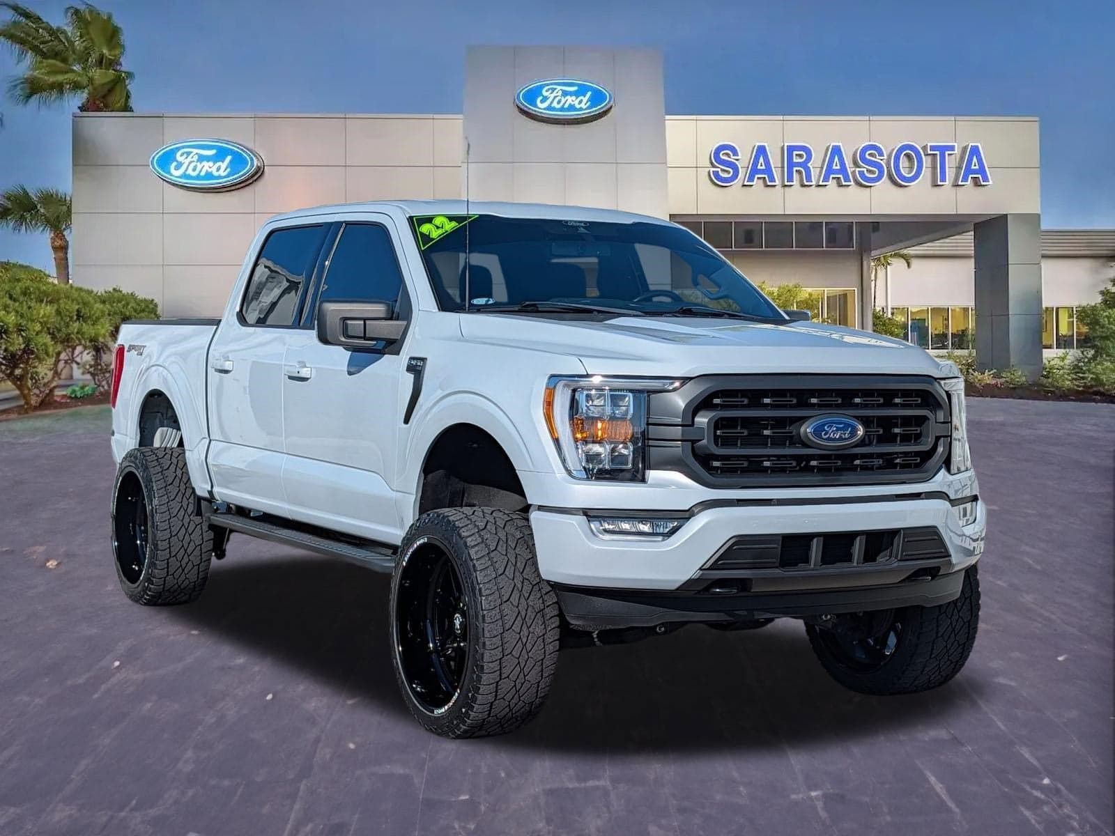 2022 Ford F-150 XLT — photo 1 of 5