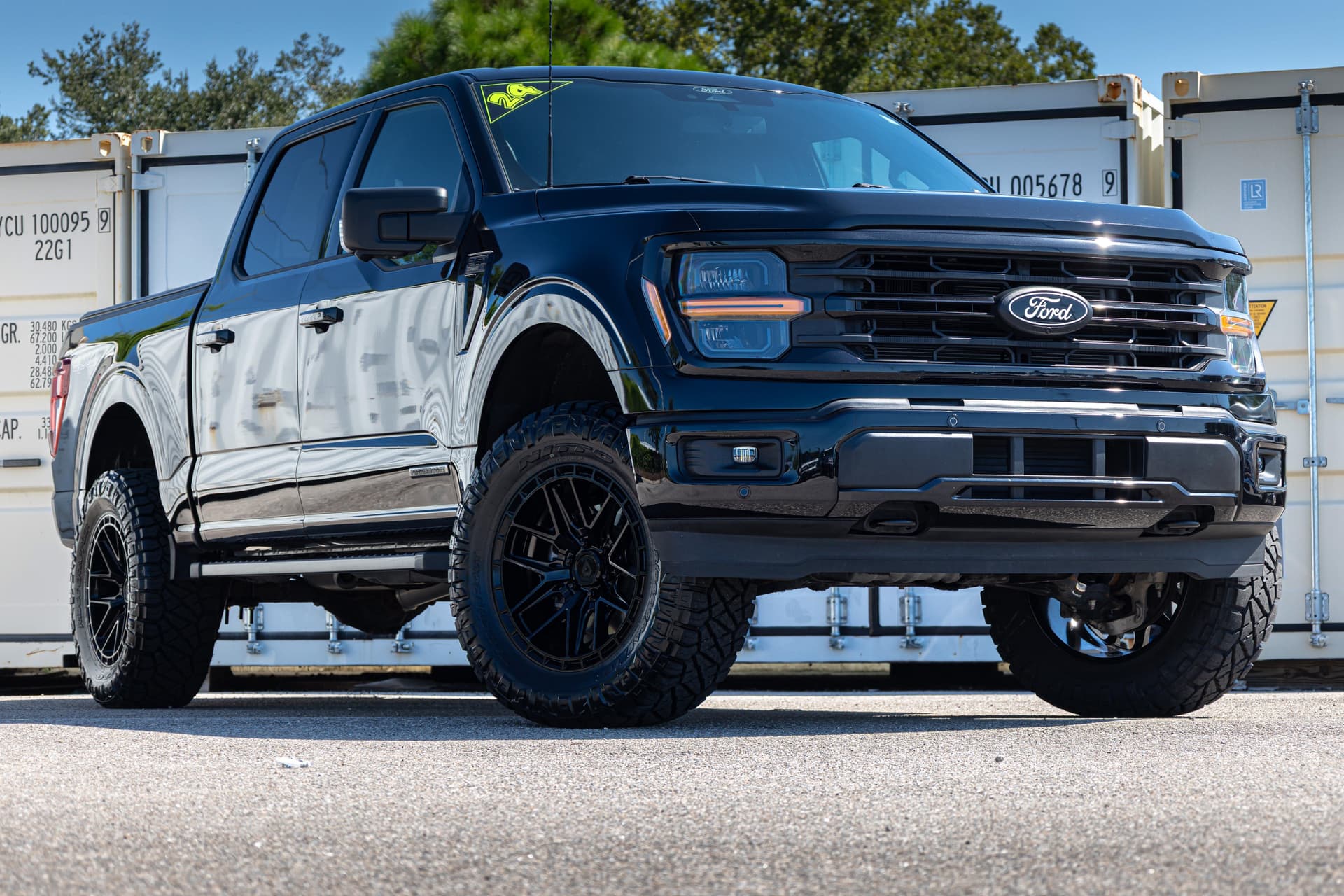 2024 Ford F-150 Platinum — photo 1 of 5