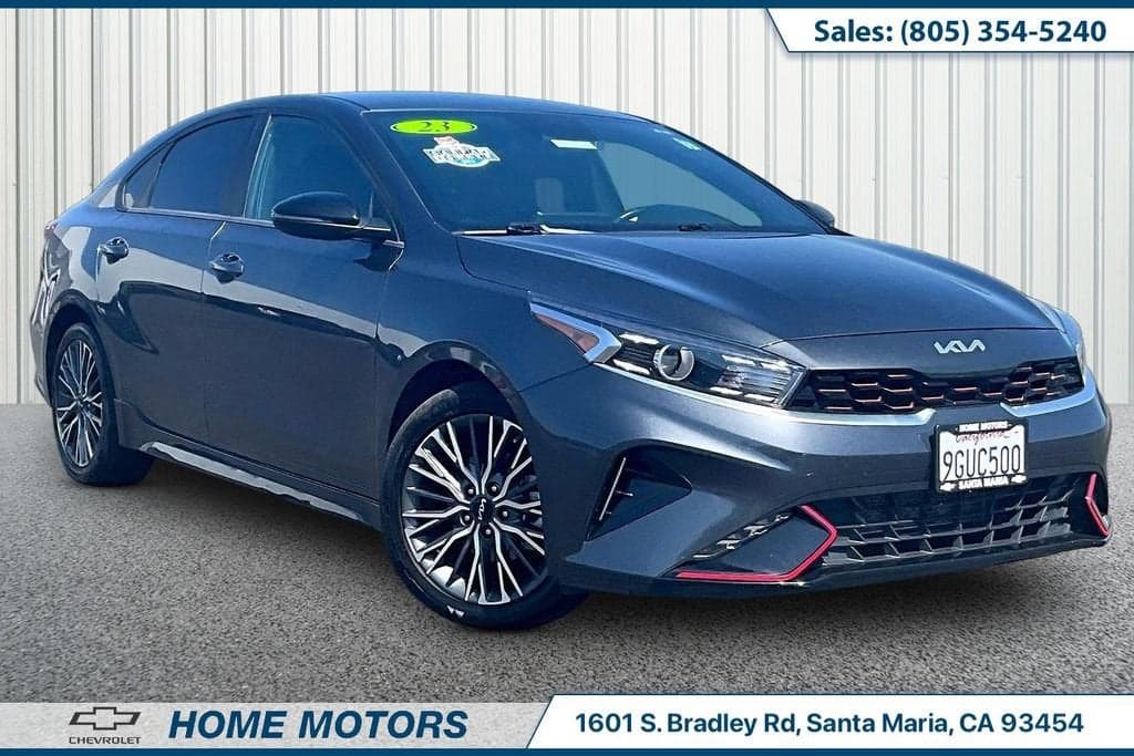 2023 Kia Forte GT-Line — photo 1 of 32