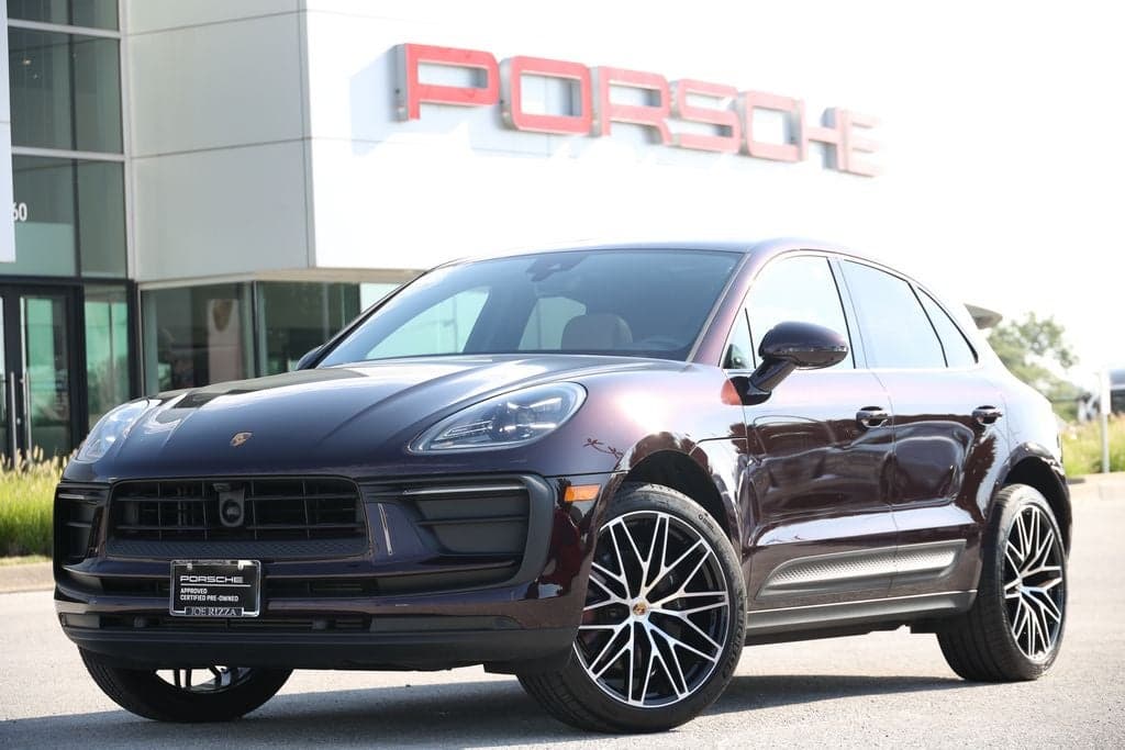 2026 Porsche Macan Base — photo 1 of 52