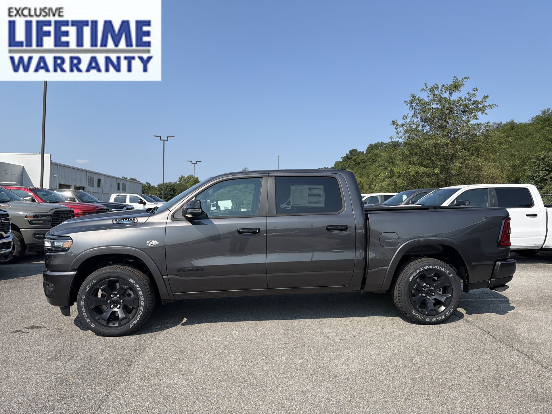 2026 RAM 1500 RAM 1500 BIG HORN CREW CAB 4X4 5'7' BOX — photo 1 of 38