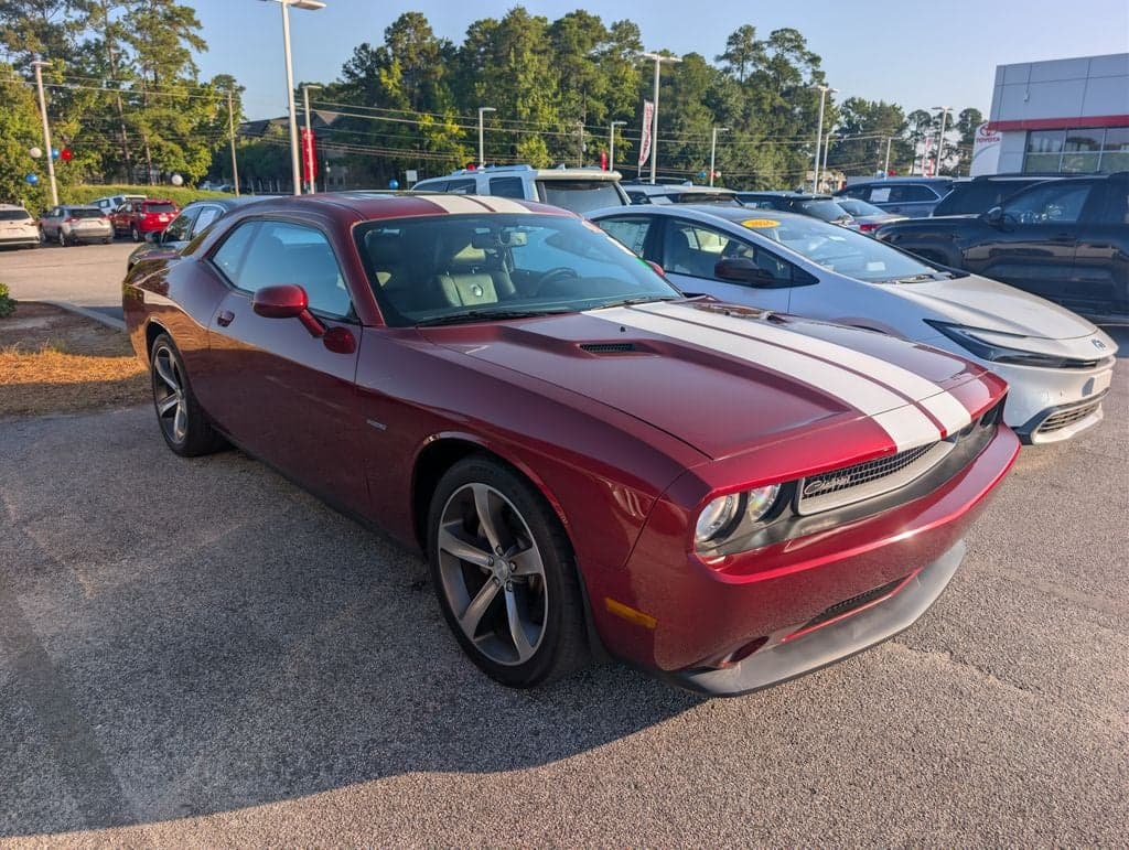 2014 Dodge Challenger R/T — photo 1 of 2