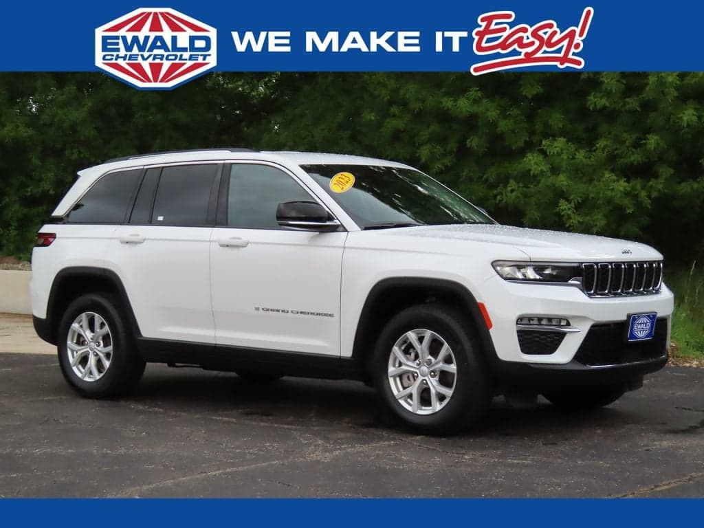 2023 Jeep Grand Cherokee Limited — photo 1 of 28