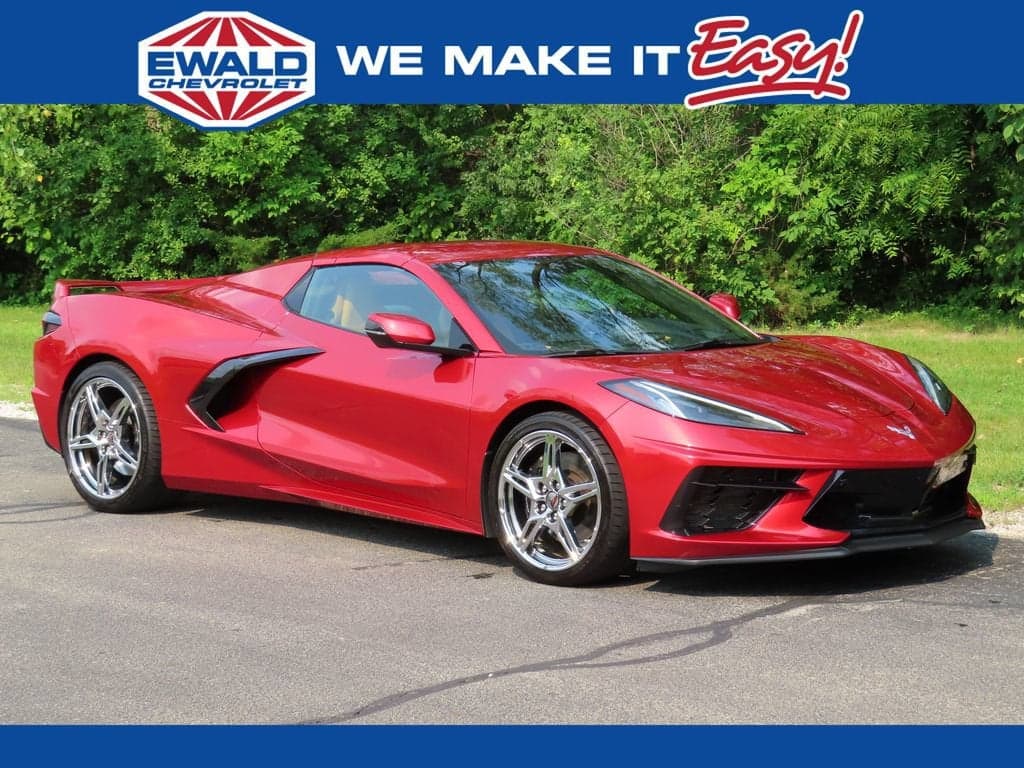 2023 Chevrolet Corvette Stingray 2LT — photo 1 of 39
