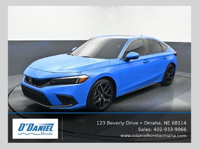 2024 Honda Civic Hatchback Sport Touring — photo 1 of 5