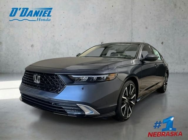 2026 Honda Accord Hybrid Touring — photo 1 of 39