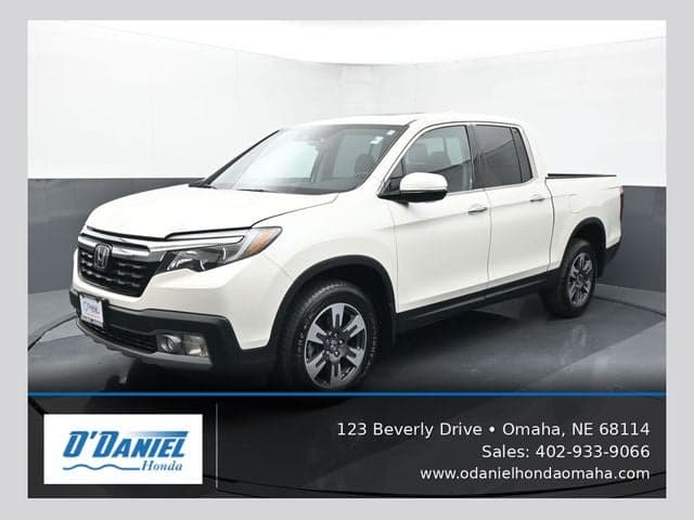 2019 Honda Ridgeline RTL-E — photo 1 of 45