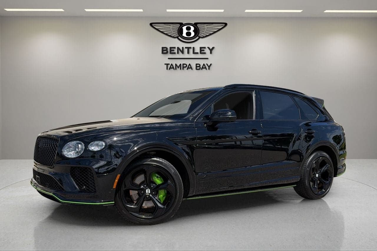 2025 Bentley Bentayga V8 — photo 1 of 31