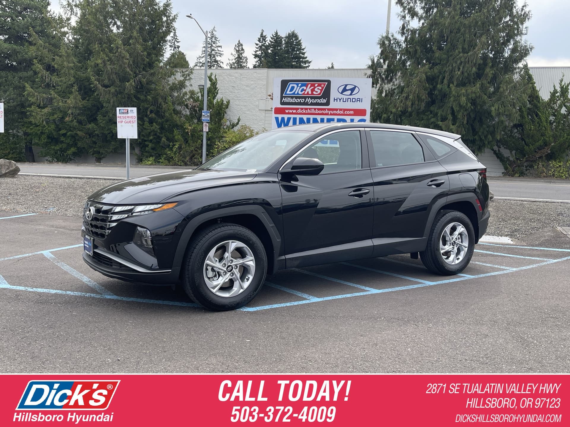 2024 Hyundai TUCSON SE — photo 1 of 17