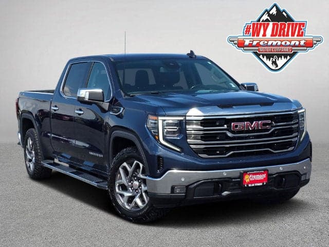 2023 GMC Sierra 1500 SLT — photo 1 of 5