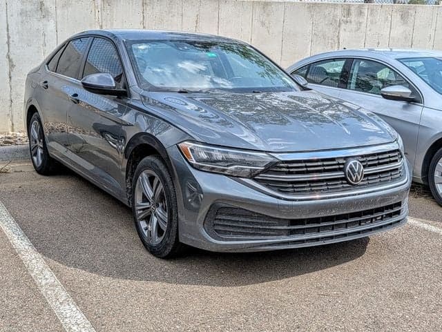 2023 Volkswagen Jetta 1.5T SE — photo 1 of 5