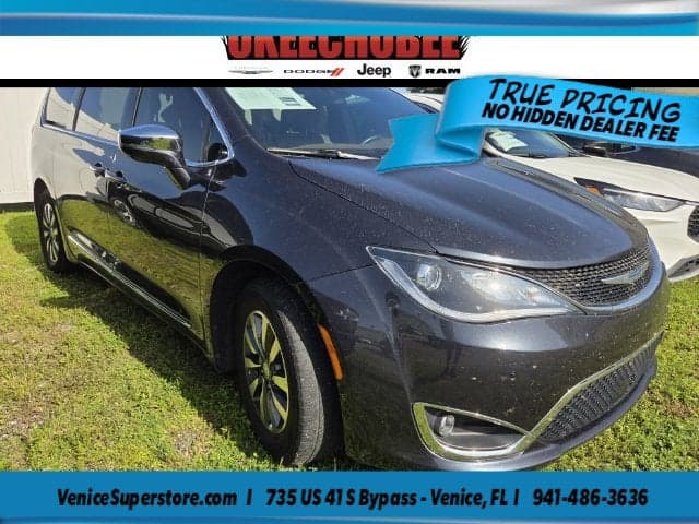 2020 Chrysler Pacifica Hybrid Limited — photo 1 of 5