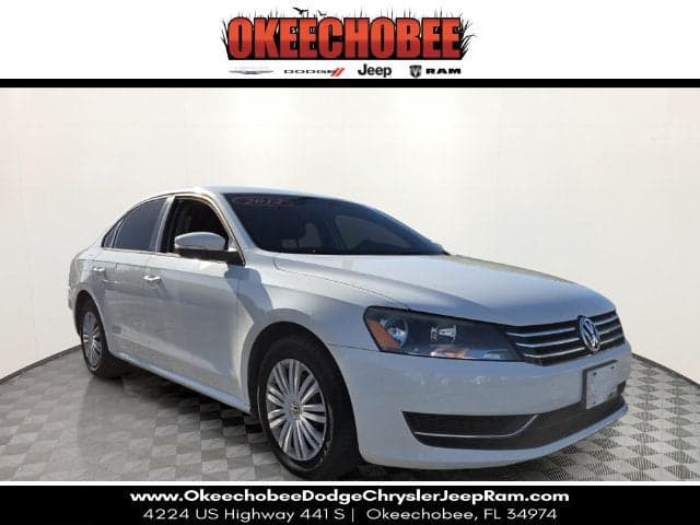 2014 Volkswagen Passat Base — photo 1 of 5