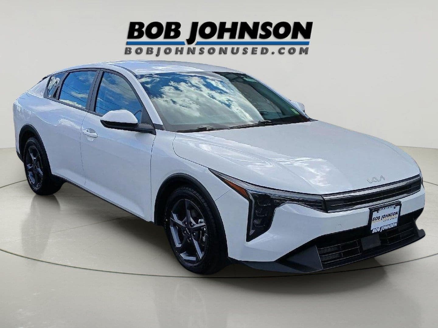 2025 Kia K4 LXS — photo 1 of 5