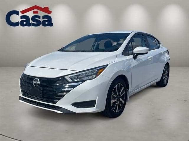 2025 Nissan Versa 1.6 SV — photo 1 of 36