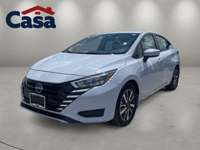 2025 Nissan Versa 1.6 SV — photo 1 of 36