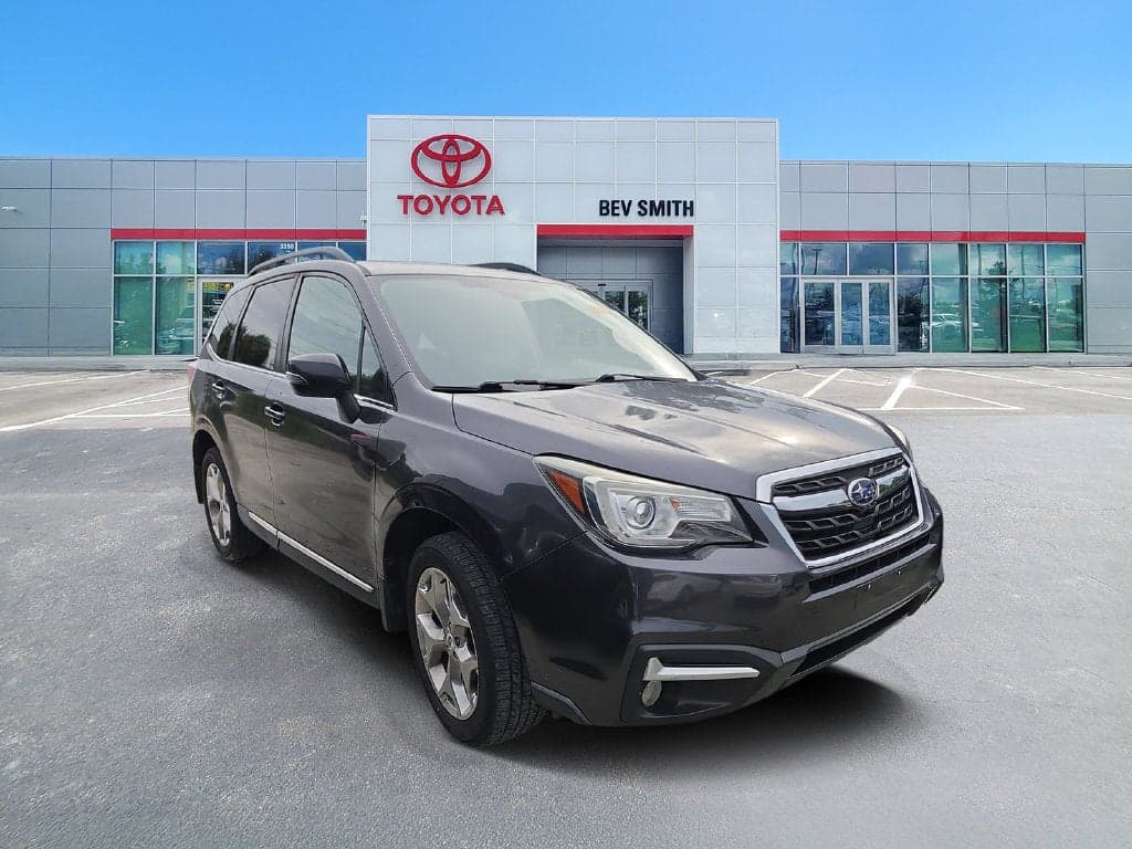 2017 Subaru Forester Touring — photo 1 of 9