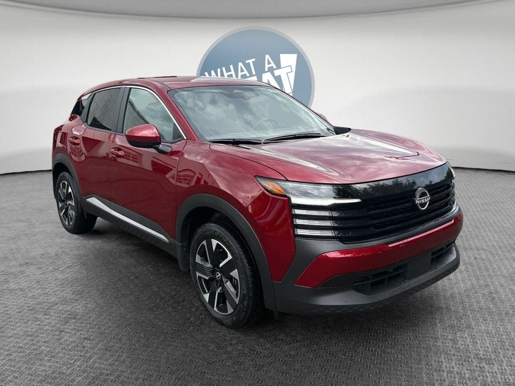 2025 Nissan Kicks SV — photo 1 of 43