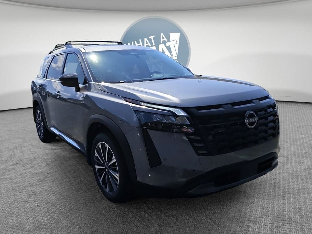 2026 Nissan Pathfinder Platinum — photo 1 of 39