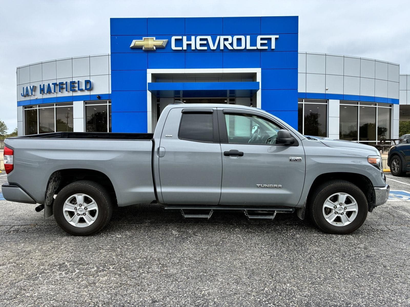2021 Toyota Tundra 4WD SR — photo 1 of 34