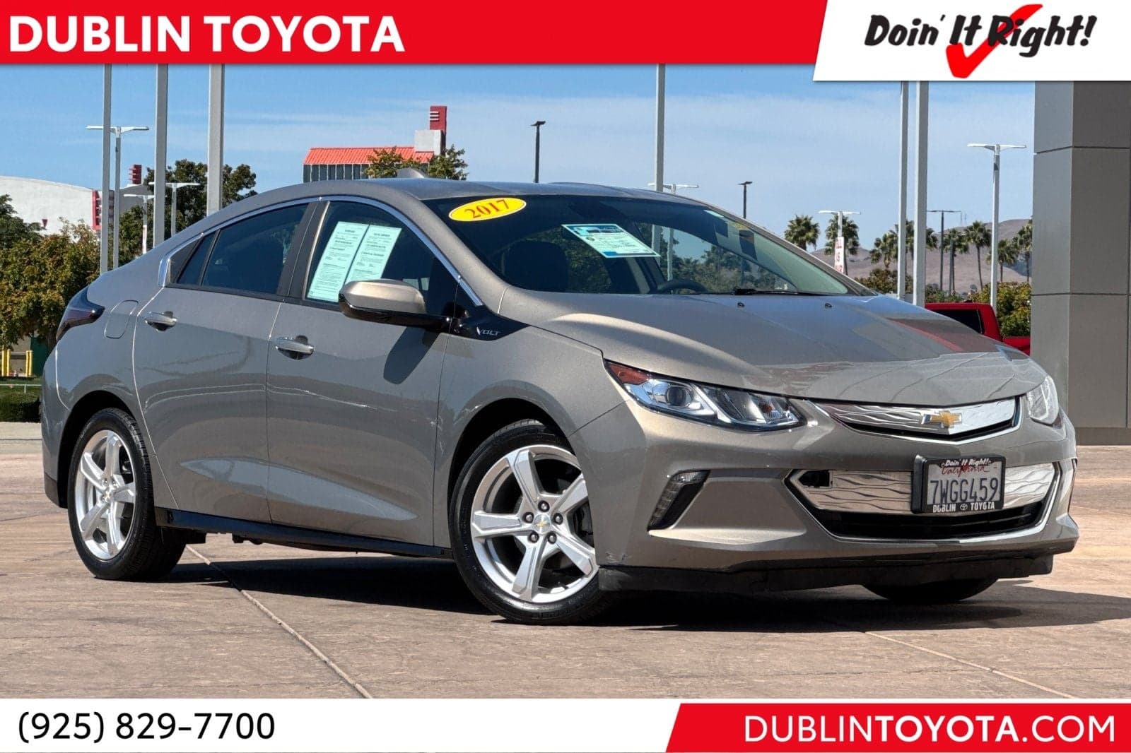2017 Chevrolet Volt LT — photo 1 of 19