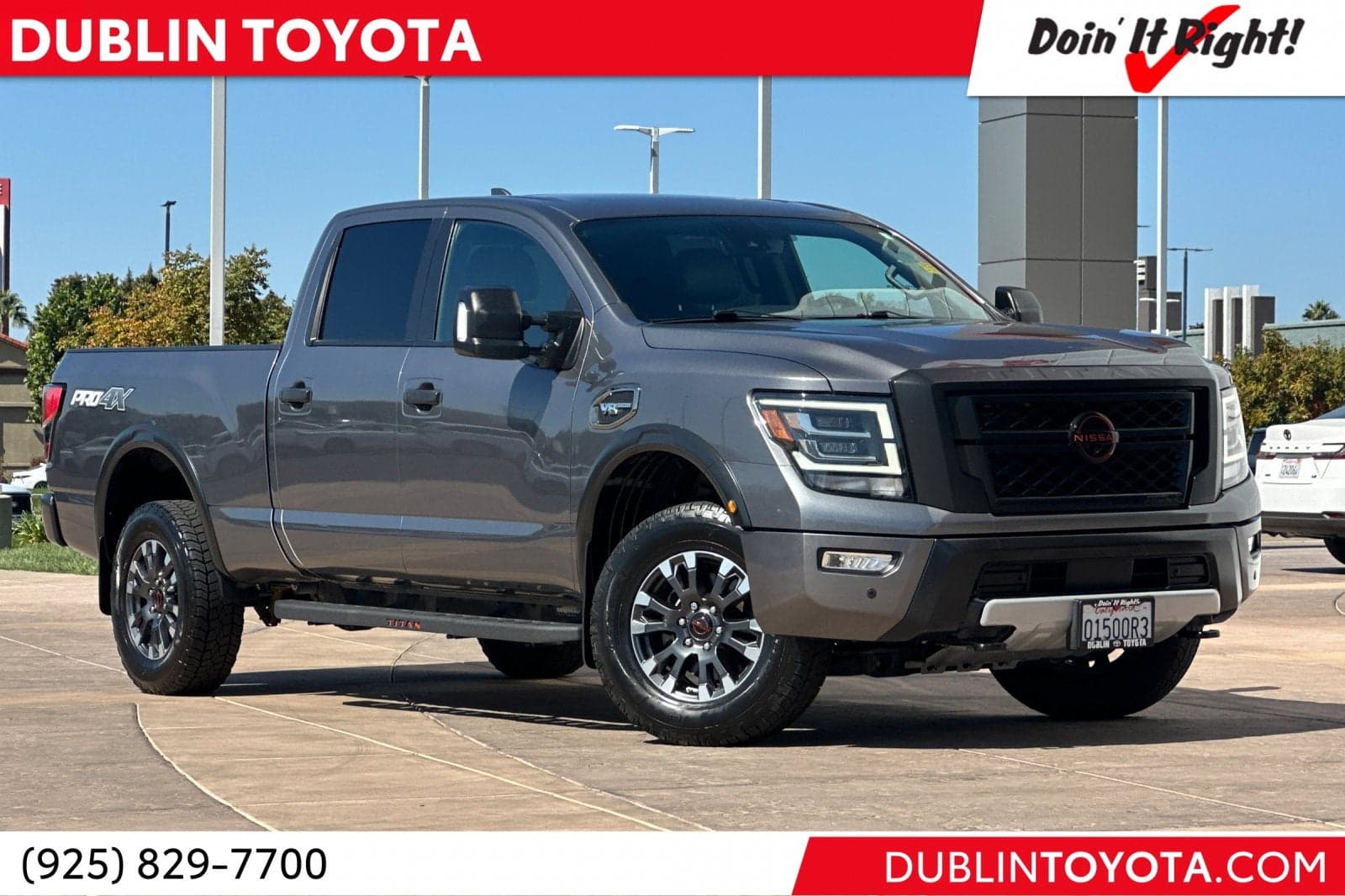 2023 Nissan Titan XD PRO-4X — photo 1 of 8