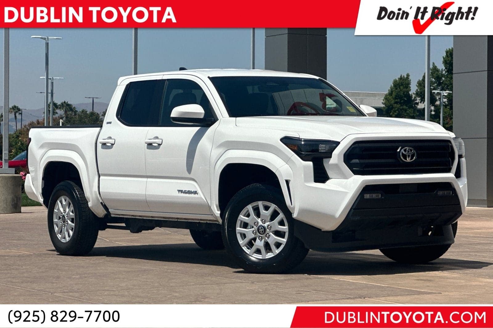 2025 Toyota Tacoma SR5 — photo 1 of 45