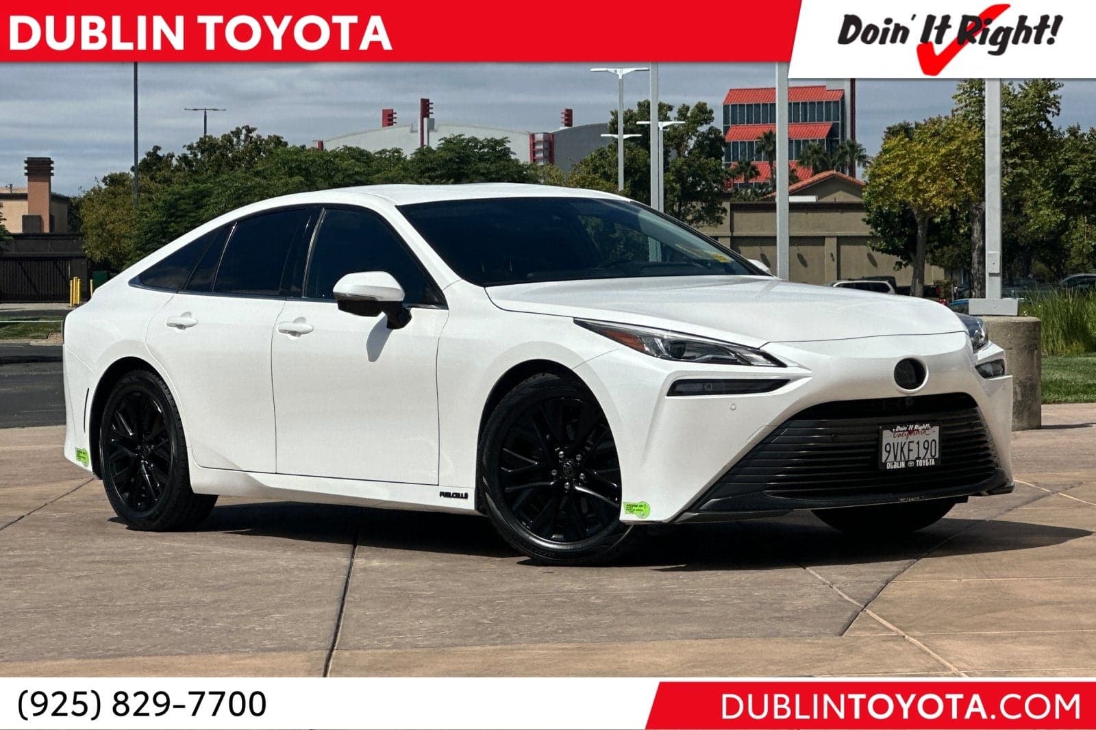 2023 Toyota Mirai XLE — photo 1 of 8