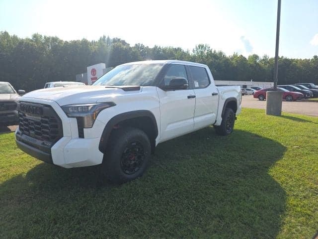 2026 Toyota Tundra i-FORCE MAX Tundra TRD Pro — photo 1 of 36