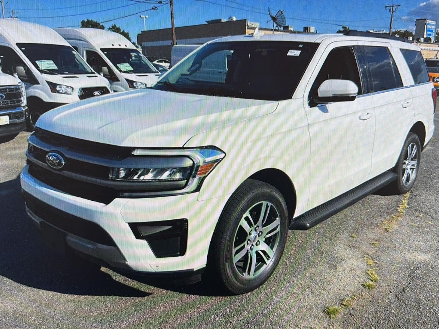 2024 Ford Expedition XLT — photo 1 of 29