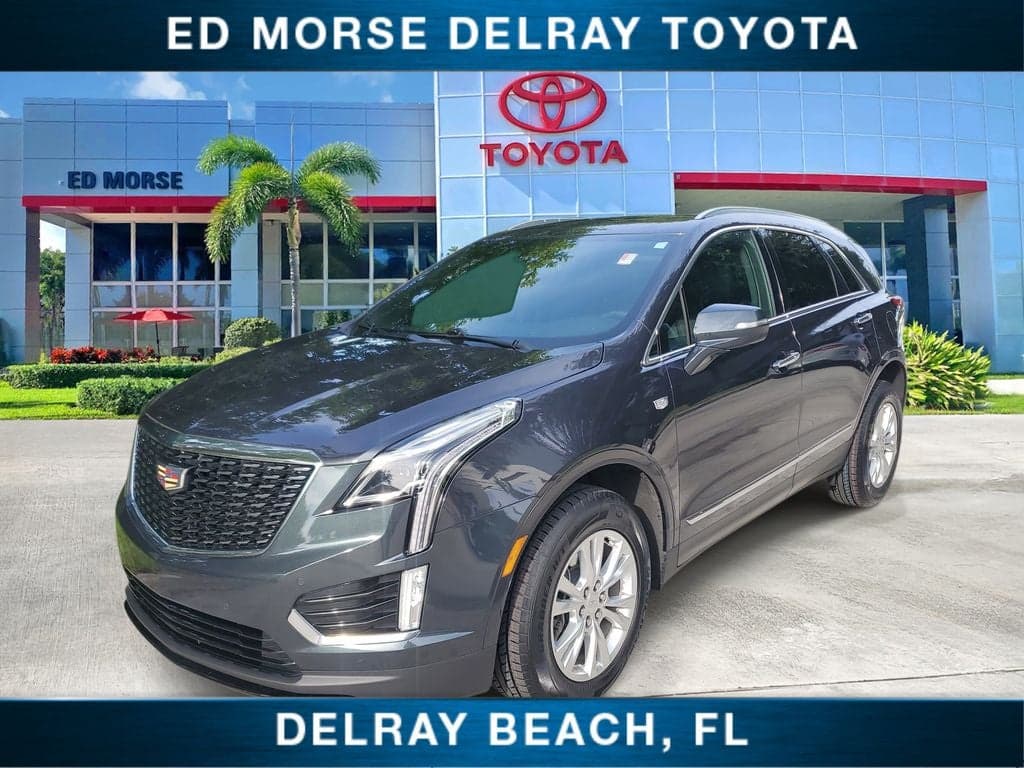 2023 Cadillac XT5 Luxury — photo 1 of 5