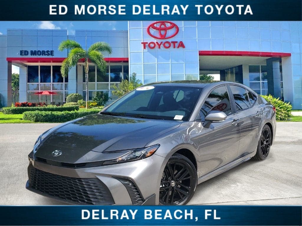 2026 Toyota Camry SE — photo 1 of 28